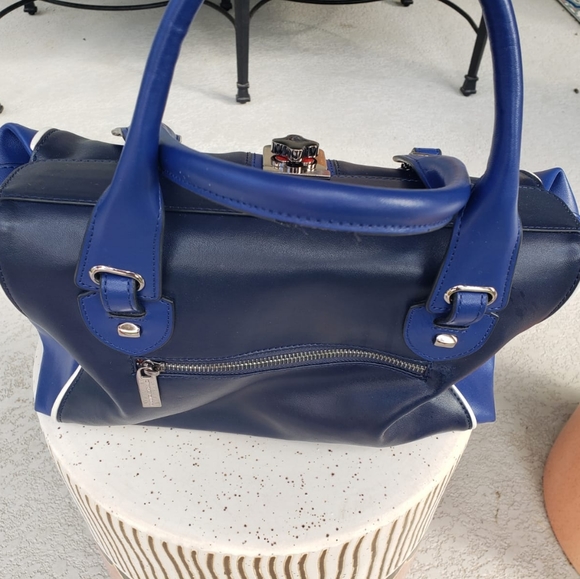 Charles Jourdan Kabrina Two Tone Satchel Bag - Picture 4 of 9